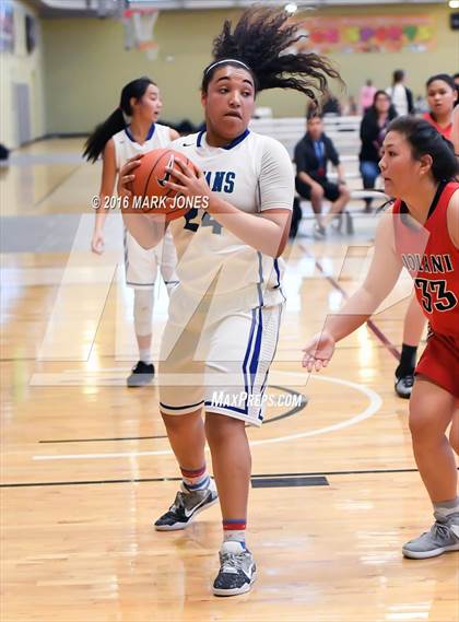 Thumbnail 1 in Eastlake vs. 'Iolani (Nike Tournament of Champions) photogallery.