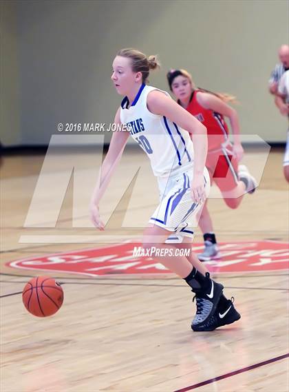 Thumbnail 1 in Eastlake vs. 'Iolani (Nike Tournament of Champions) photogallery.