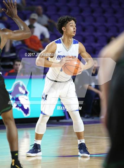 Thumbnail 2 in Mountain Brook vs. Archbishop Molloy (City of Palms Classic) photogallery.