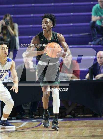 Thumbnail 2 in Mountain Brook vs. Archbishop Molloy (City of Palms Classic) photogallery.