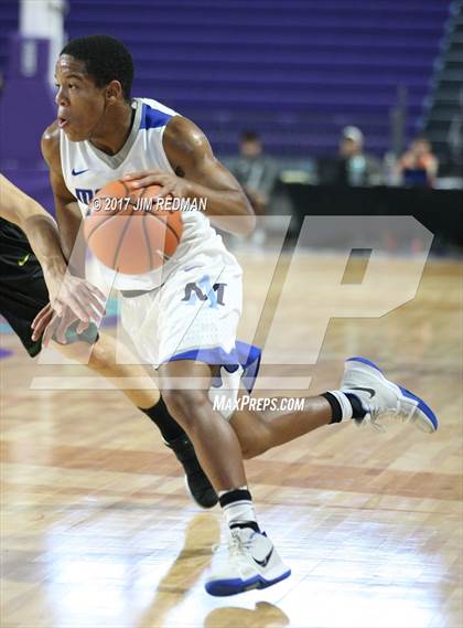 Thumbnail 1 in Mountain Brook vs. Archbishop Molloy (City of Palms Classic) photogallery.