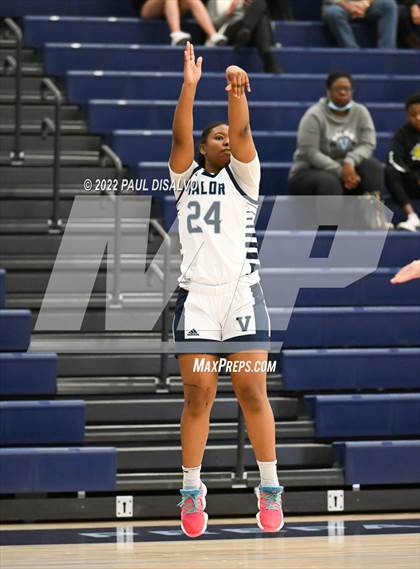 Thumbnail 1 in Pomona @ Valor Christian photogallery.