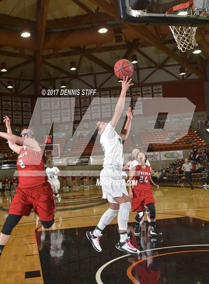 Thumbnail 3 in St. Mary's vs. Lincoln (CIF SJS D1 Semifinal) photogallery.