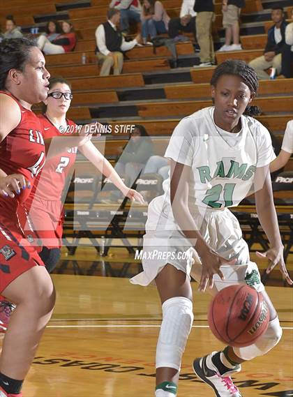 Thumbnail 1 in St. Mary's vs. Lincoln (CIF SJS D1 Semifinal) photogallery.