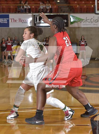 Thumbnail 1 in St. Mary's vs. Lincoln (CIF SJS D1 Semifinal) photogallery.