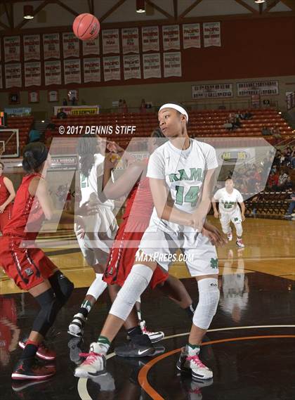 Thumbnail 3 in St. Mary's vs. Lincoln (CIF SJS D1 Semifinal) photogallery.