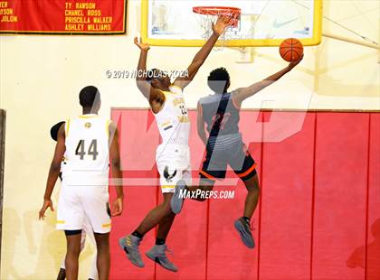 Thumbnail 3 in King/Drew vs. Beverly Hills (Harvey Kitani Classic) photogallery.