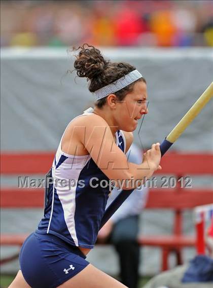 Thumbnail 3 in Penn Relays (Girls Pole Vault Final) photogallery.