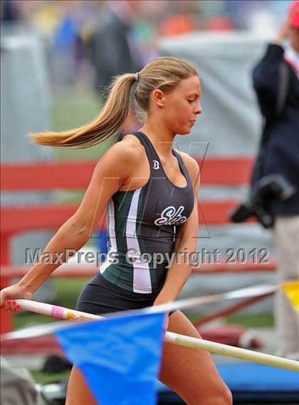 Thumbnail 2 in Penn Relays (Girls Pole Vault Final) photogallery.