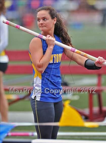 Thumbnail 1 in Penn Relays (Girls Pole Vault Final) photogallery.