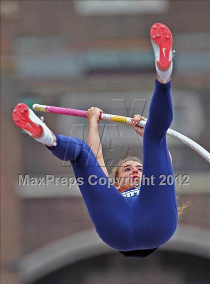 Thumbnail 2 in Penn Relays (Girls Pole Vault Final) photogallery.