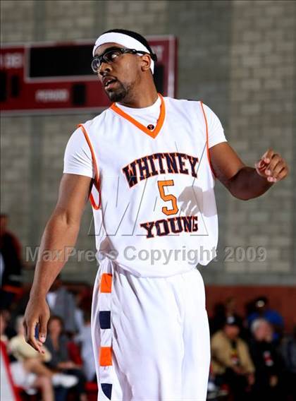 Thumbnail 1 in Whitney Young vs. Fairfax (Nike Extravaganza) photogallery.