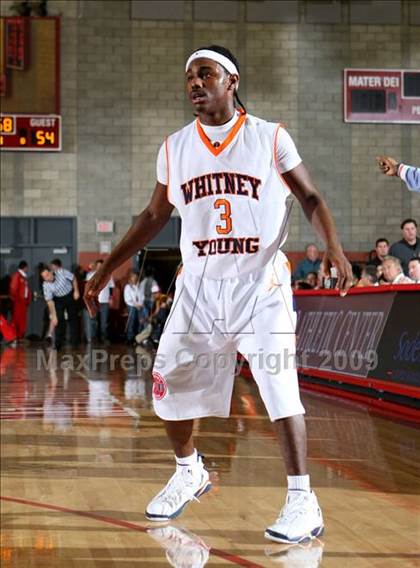 Thumbnail 1 in Whitney Young vs. Fairfax (Nike Extravaganza) photogallery.