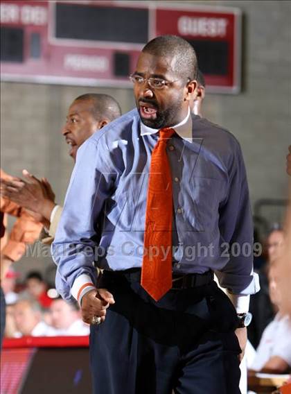 Thumbnail 1 in Whitney Young vs. Fairfax (Nike Extravaganza) photogallery.