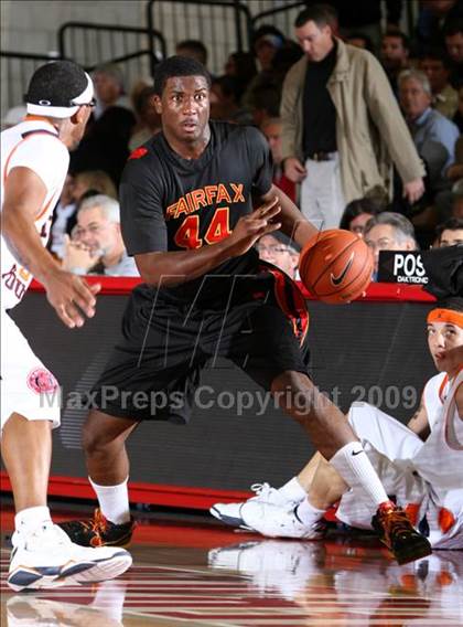 Thumbnail 1 in Whitney Young vs. Fairfax (Nike Extravaganza) photogallery.