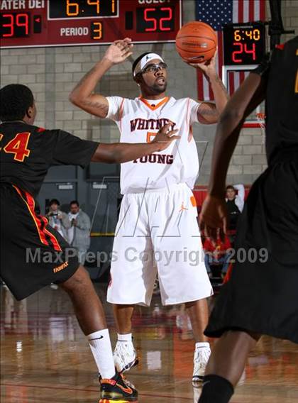 Thumbnail 3 in Whitney Young vs. Fairfax (Nike Extravaganza) photogallery.
