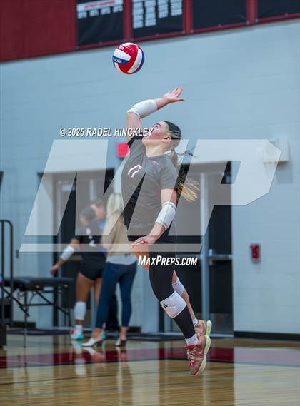 Thumbnail 3 in Belton @ Fort Osage photogallery.