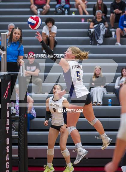 Thumbnail 2 in Belton @ Fort Osage photogallery.