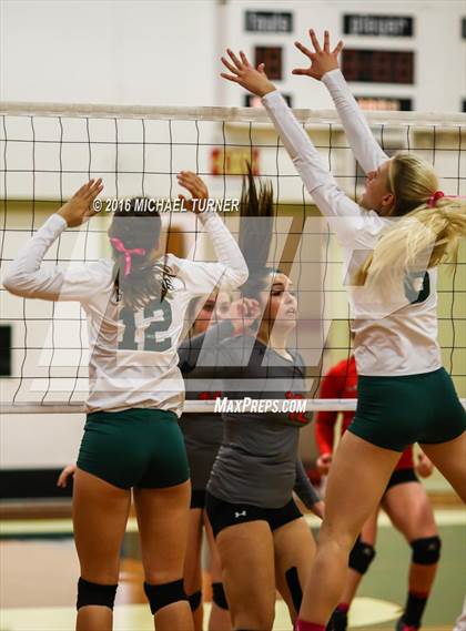 Thumbnail 1 in Foothill @ Red Bluff photogallery.