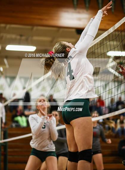 Thumbnail 1 in Foothill @ Red Bluff photogallery.