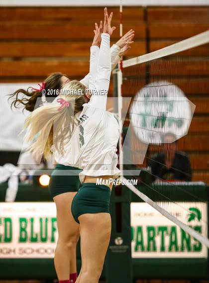 Thumbnail 2 in Foothill @ Red Bluff photogallery.