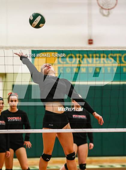 Thumbnail 2 in Foothill @ Red Bluff photogallery.