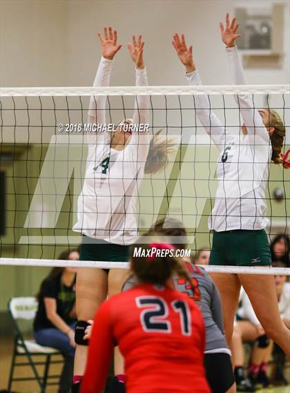 Thumbnail 1 in Foothill @ Red Bluff photogallery.