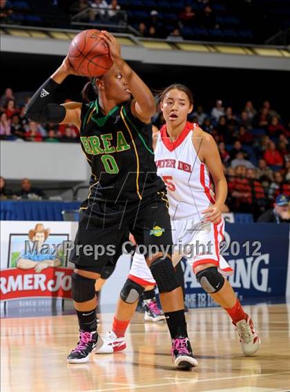 Thumbnail 3 in Brea Olinda vs. Mater Dei (CIF SS D1AA Final) photogallery.