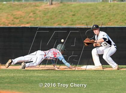 Thumbnail 3 in Cuthbertson @ Piedmont photogallery.