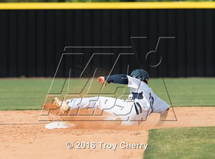 Thumbnail 2 in Cuthbertson @ Piedmont photogallery.
