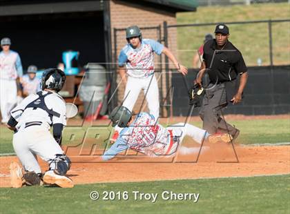 Thumbnail 2 in Cuthbertson @ Piedmont photogallery.