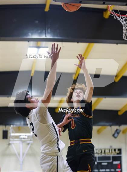 Thumbnail 1 in El Modena @ Foothill photogallery.