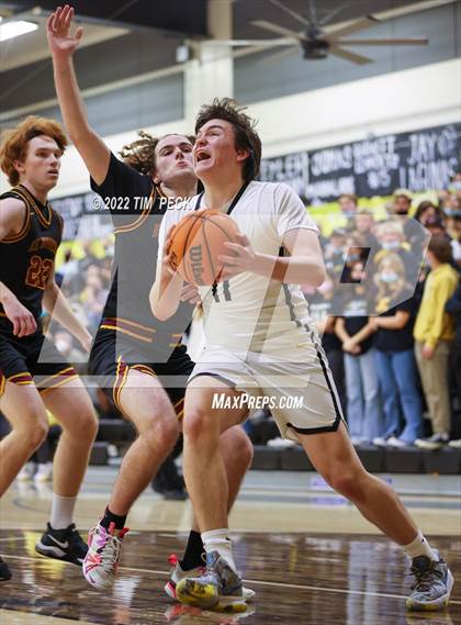 Thumbnail 1 in El Modena @ Foothill photogallery.