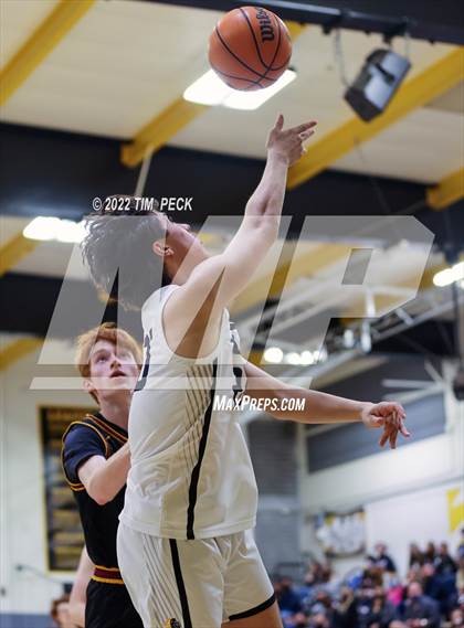 Thumbnail 2 in El Modena @ Foothill photogallery.
