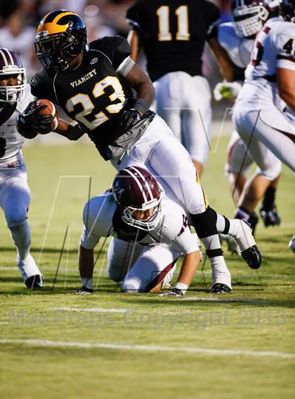 Thumbnail 3 in DeSmet Jesuit @ Vianney photogallery.