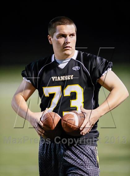 Thumbnail 2 in DeSmet Jesuit @ Vianney photogallery.