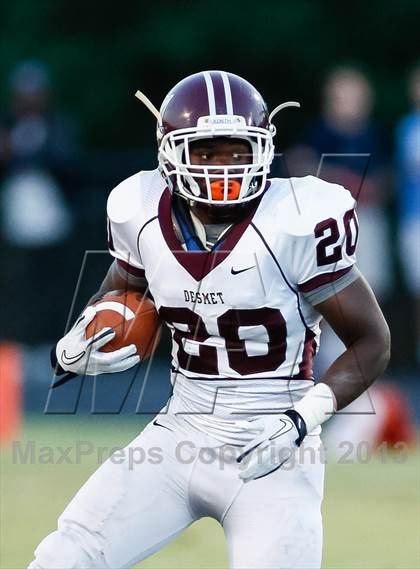 Thumbnail 2 in DeSmet Jesuit @ Vianney photogallery.