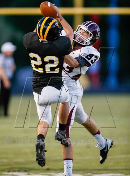 Thumbnail 2 in DeSmet Jesuit @ Vianney photogallery.