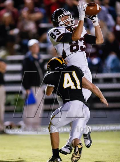 Thumbnail 2 in DeSmet Jesuit @ Vianney photogallery.
