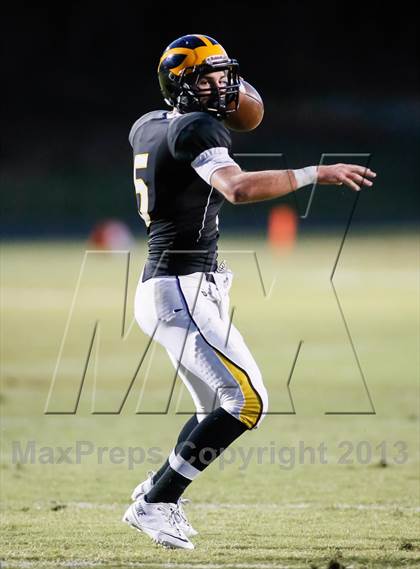 Thumbnail 1 in DeSmet Jesuit @ Vianney photogallery.