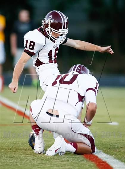 Thumbnail 2 in DeSmet Jesuit @ Vianney photogallery.