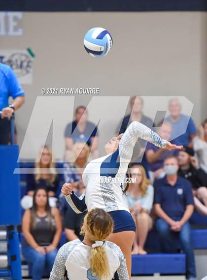 Thumbnail 3 in California Lutheran @ Linfield Christian photogallery.