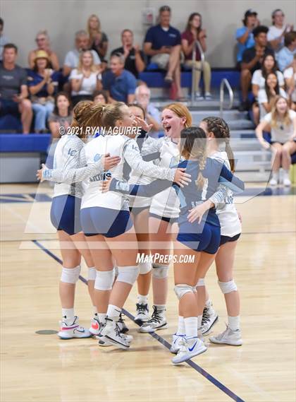 Thumbnail 1 in California Lutheran @ Linfield Christian photogallery.