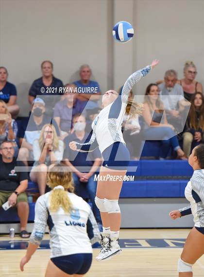 Thumbnail 1 in California Lutheran @ Linfield Christian photogallery.