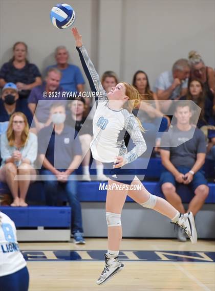 Thumbnail 2 in California Lutheran @ Linfield Christian photogallery.