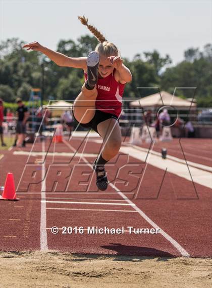 Thumbnail 3 in CIF Northern Section Masters Track and Field Championships photogallery.