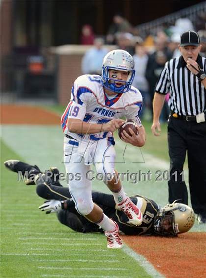 Thumbnail 2 in Gaffney vs. Byrnes (SCHSL 4A Division 1 Final) photogallery.