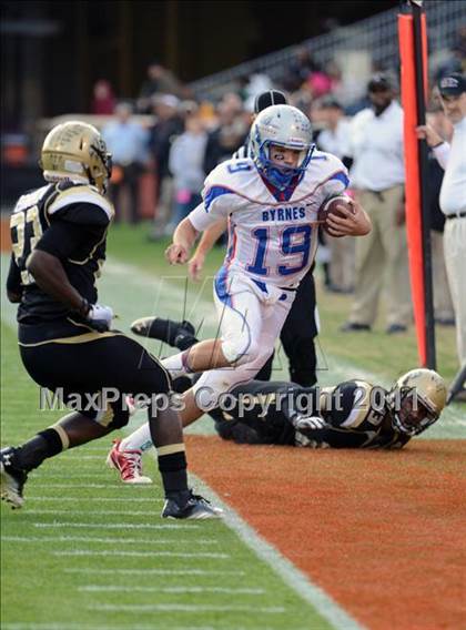 Thumbnail 3 in Gaffney vs. Byrnes (SCHSL 4A Division 1 Final) photogallery.