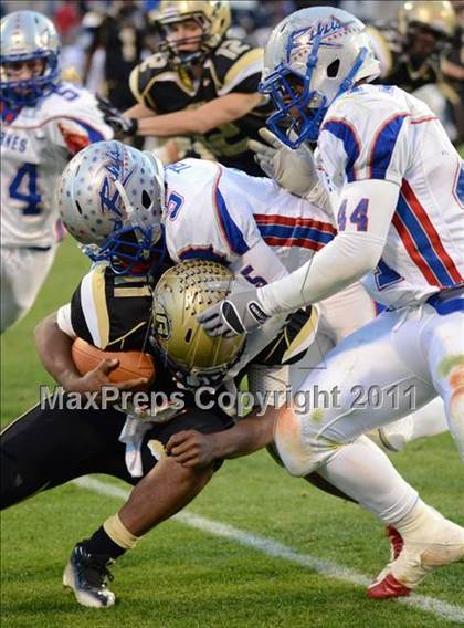 Thumbnail 2 in Gaffney vs. Byrnes (SCHSL 4A Division 1 Final) photogallery.