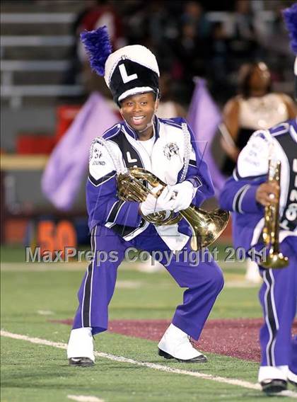 Thumbnail 2 in Lincoln vs. Seagoville (4A Division 2 Region 2 Bi-District) photogallery.